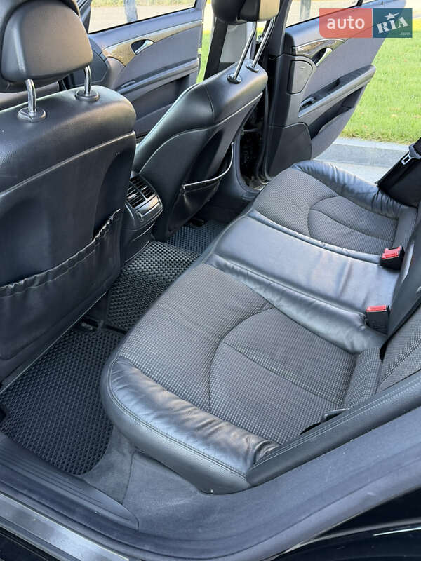 Седан Mercedes-Benz E-Class 2004 в Дніпрі