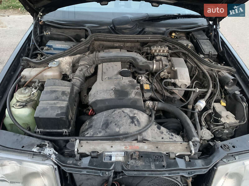 Седан Mercedes-Benz E-Class 1995 в Житомире фото 17 Седан Mercedes-Benz E-Class 1995 в Житомире