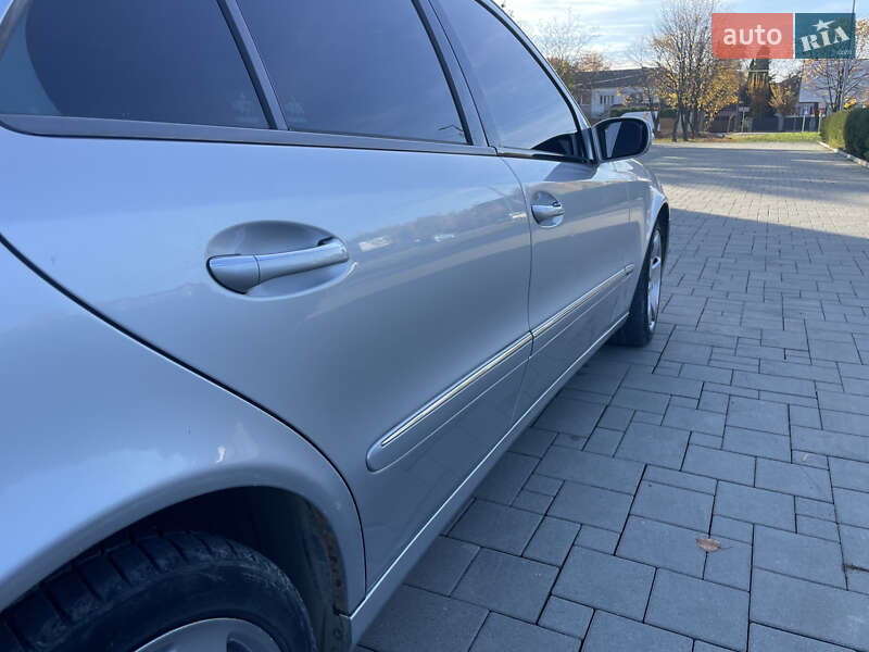 Седан Mercedes-Benz E-Class 2002 в Виноградове фото 7 Седан Mercedes-Benz E-Class 2002 в Виноградове