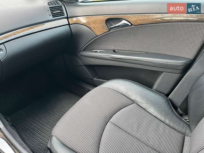 Седан Mercedes-Benz E-Class 2005 в Збаражі фото 23 Седан Mercedes-Benz E-Class 2005 в Збаражі