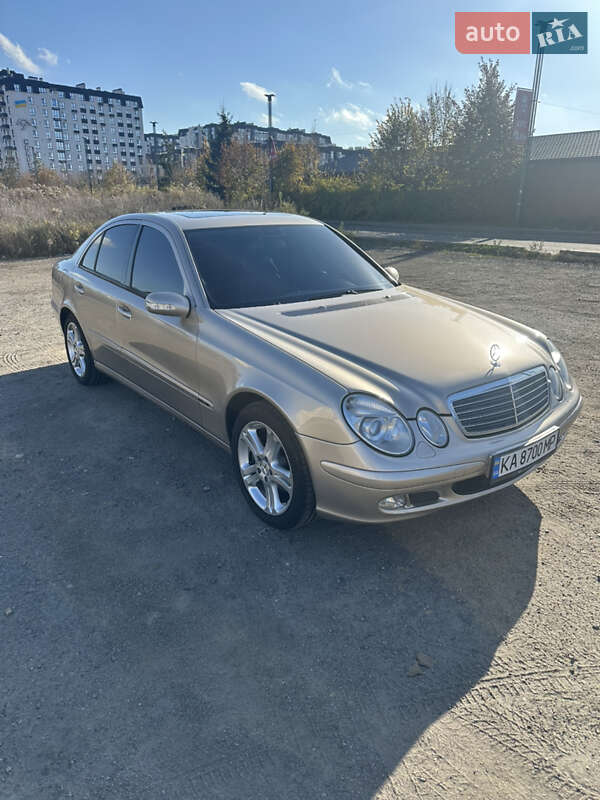 Mercedes-Benz E-Class 2004