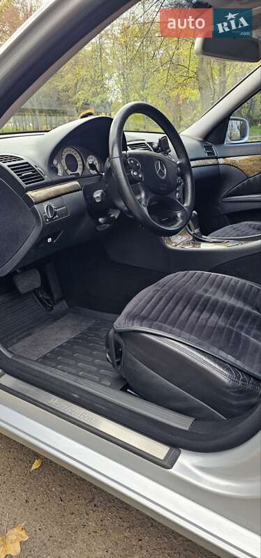 Седан Mercedes-Benz E-Class 2009 в Одесі фото 23 Седан Mercedes-Benz E-Class 2009 в Одесі
