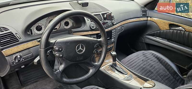 Седан Mercedes-Benz E-Class 2009 в Одесі фото 29 Седан Mercedes-Benz E-Class 2009 в Одесі