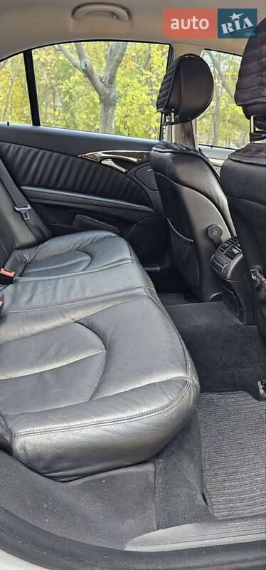 Седан Mercedes-Benz E-Class 2009 в Одесі фото 41 Седан Mercedes-Benz E-Class 2009 в Одесі