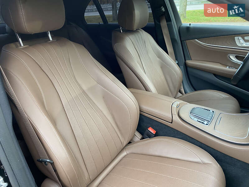 Седан Mercedes-Benz E-Class 2021 в Киеве фото 48 Седан Mercedes-Benz E-Class 2021 в Киеве