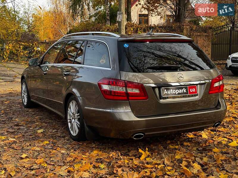 Універсал Mercedes-Benz E-Class 2011 в Києві фото 9 Універсал Mercedes-Benz E-Class 2011 в Києві