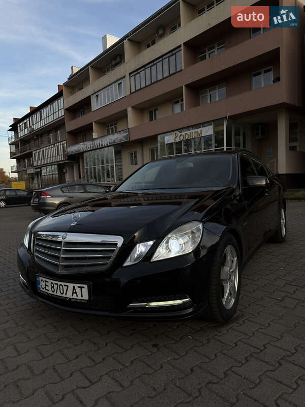 Mercedes-Benz E-Class 2011 Mercedes-Benz E-Class 2011