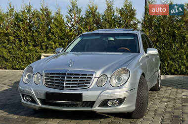 Седан Mercedes-Benz E-Class 2008 в Іршаві