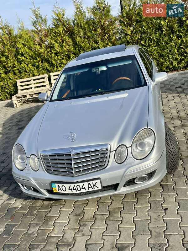 Седан Mercedes-Benz E-Class 2008 в Иршаве фото 17 Седан Mercedes-Benz E-Class 2008 в Иршаве