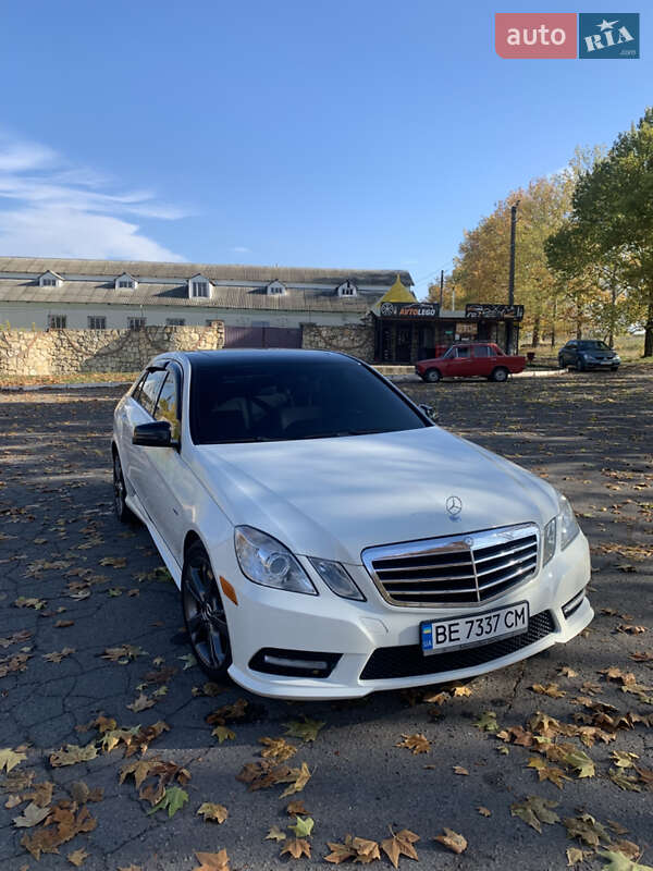 Седан Mercedes-Benz E-Class 2011 в Новій Одесі