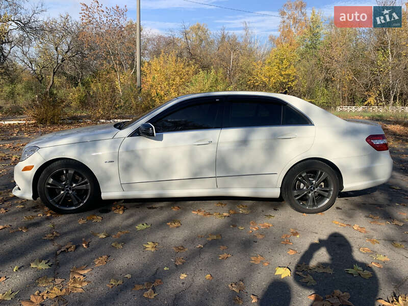 Седан Mercedes-Benz E-Class 2011 в Новій Одесі