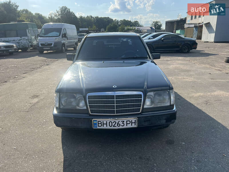 Седан Mercedes-Benz E-Class 1994 в Житомирі