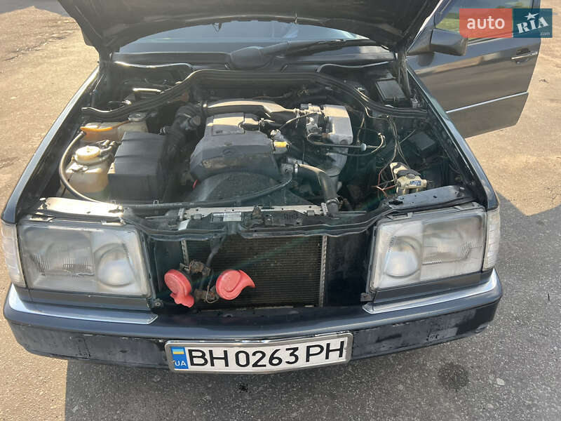 Седан Mercedes-Benz E-Class 1994 в Житомирі