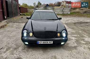 Седан Mercedes-Benz E-Class 2001 в Запорожье