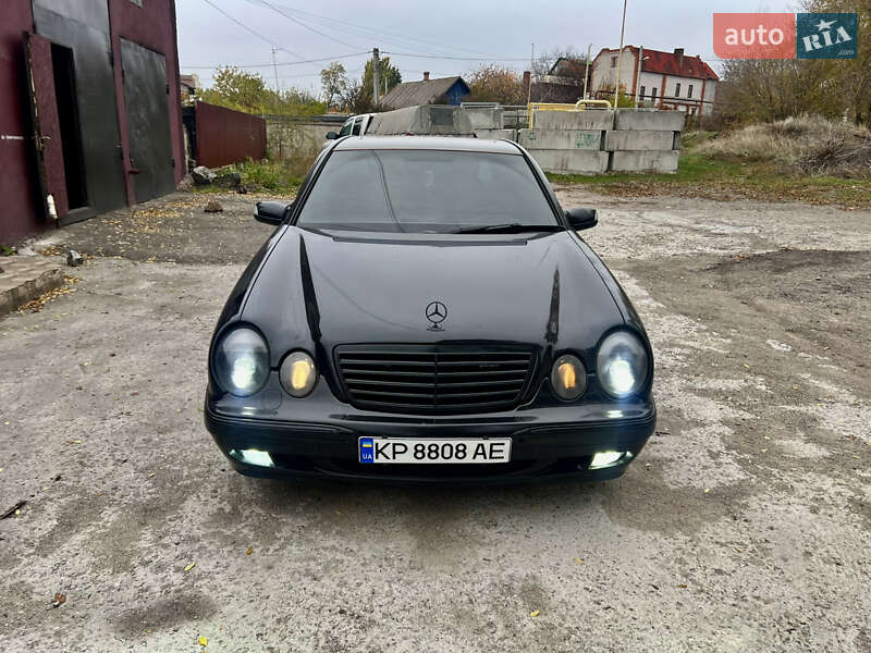 Mercedes-Benz E-Class 2001 Mercedes-Benz E-Class 2001