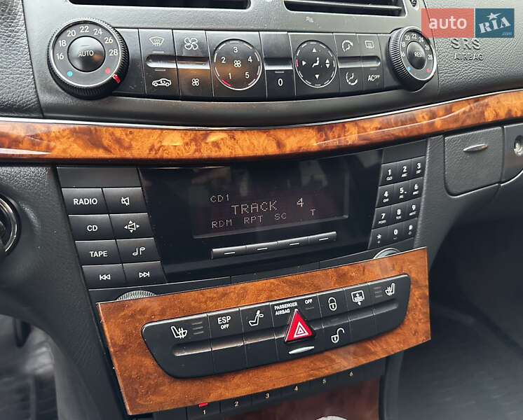 Седан Mercedes-Benz E-Class 2002 в Одессе