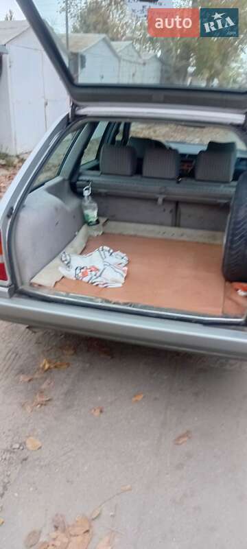 Універсал Mercedes-Benz E-Class 1993 в Одесі фото 16 Універсал Mercedes-Benz E-Class 1993 в Одесі