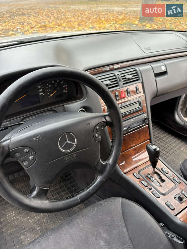 Универсал Mercedes-Benz E-Class 2001 в Черкассах
