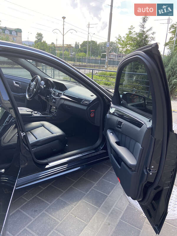 Седан Mercedes-Benz E-Class 2012 в Києві фото 8 Седан Mercedes-Benz E-Class 2012 в Києві