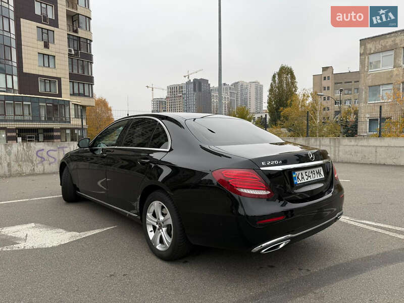 Седан Mercedes-Benz E-Class 2018 в Киеве