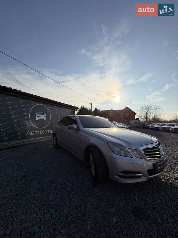 Седан Mercedes-Benz E-Class 2010 в Дергачах фото 3 Седан Mercedes-Benz E-Class 2010 в Дергачах