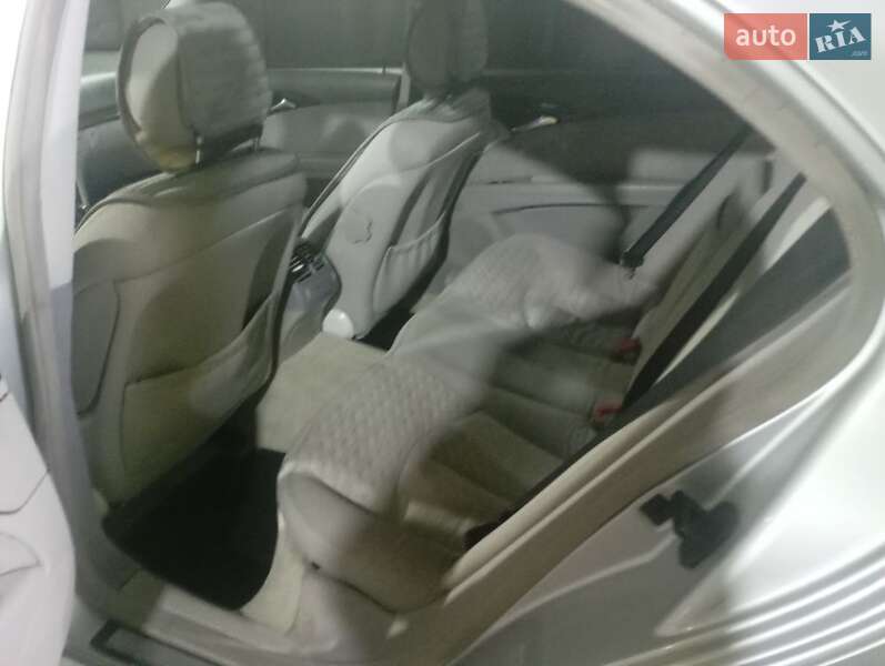 Седан Mercedes-Benz E-Class 2002 в Первомайске