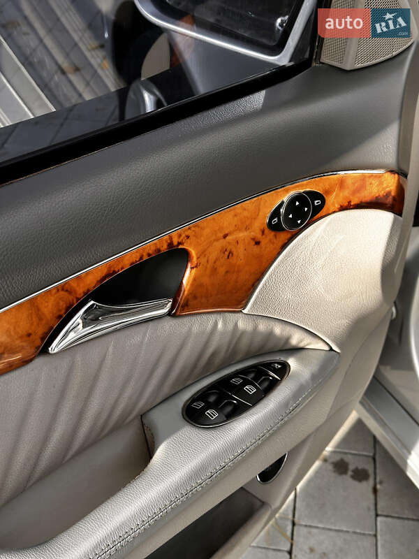 Седан Mercedes-Benz E-Class 2002 в Рівному фото 34 Седан Mercedes-Benz E-Class 2002 в Рівному