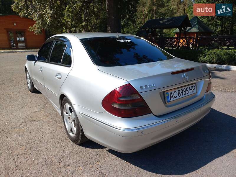 Седан Mercedes-Benz E-Class 2004 в Киверцах фото 6 Седан Mercedes-Benz E-Class 2004 в Киверцах