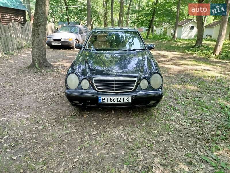Mercedes-Benz E-Class 2000