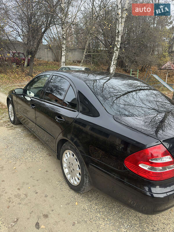 Седан Mercedes-Benz E-Class 2004 в Збараже