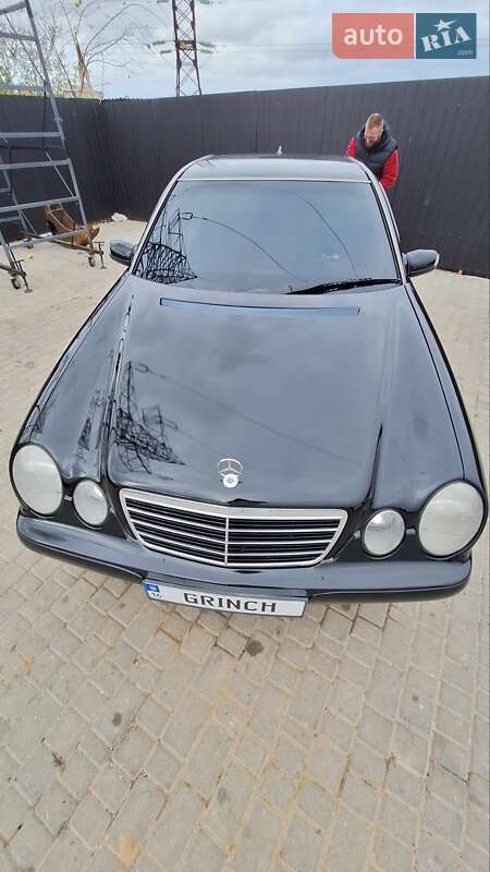 Mercedes-Benz E-Class 2000 Mercedes-Benz E-Class 2000