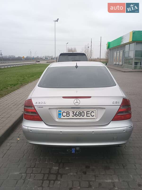 Седан Mercedes-Benz E-Class 2002 в Талалаевке фото 3 Седан Mercedes-Benz E-Class 2002 в Талалаевке