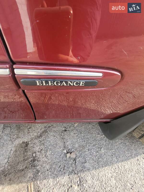 Седан Mercedes-Benz E-Class 2004 в Харькове