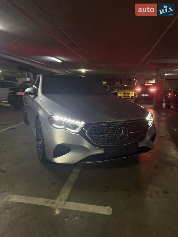 Седан Mercedes-Benz E-Class 2024 в Львові фото Седан Mercedes-Benz E-Class 2024 в Львові