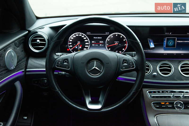 Седан Mercedes-Benz E-Class 2016 в Киеве фото 18 Седан Mercedes-Benz E-Class 2016 в Киеве