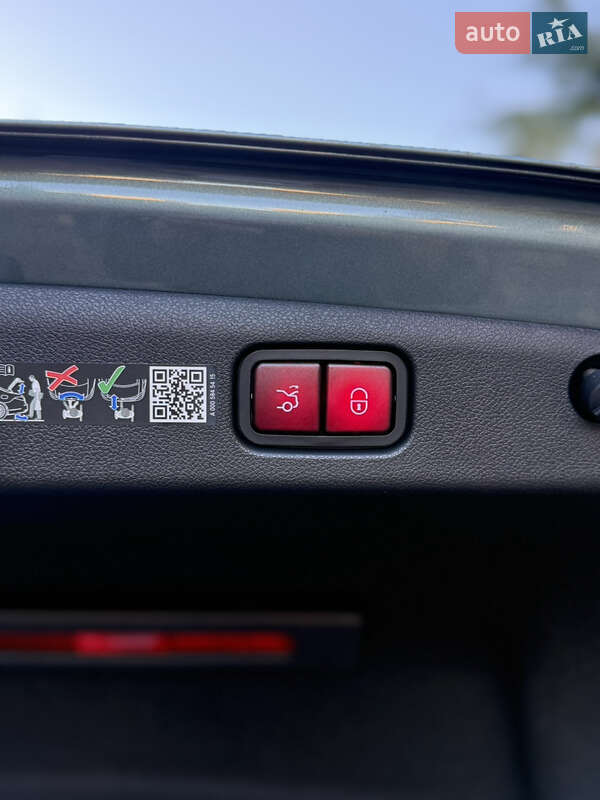 Седан Mercedes-Benz E-Class 2024 в Одессе