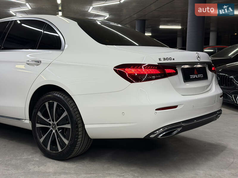 Седан Mercedes-Benz E-Class 2021 в Одесі