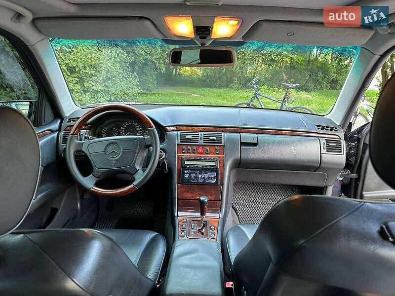 Седан Mercedes-Benz E-Class 1999 в Львові фото 7 Седан Mercedes-Benz E-Class 1999 в Львові