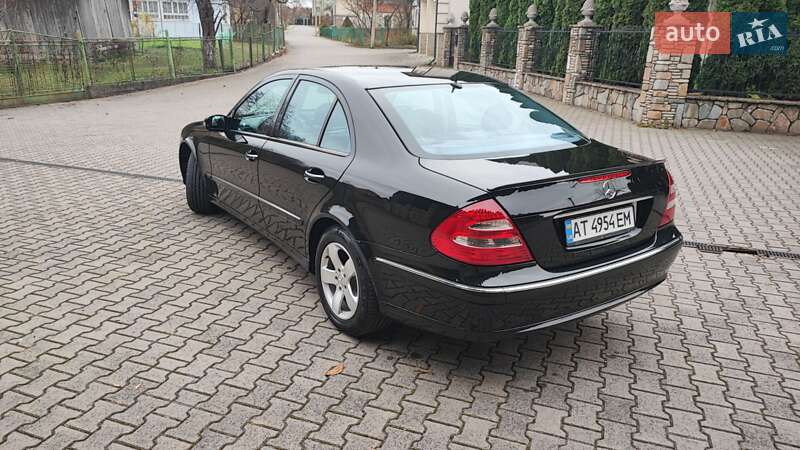 Седан Mercedes-Benz E-Class 2004 в Івано-Франківську