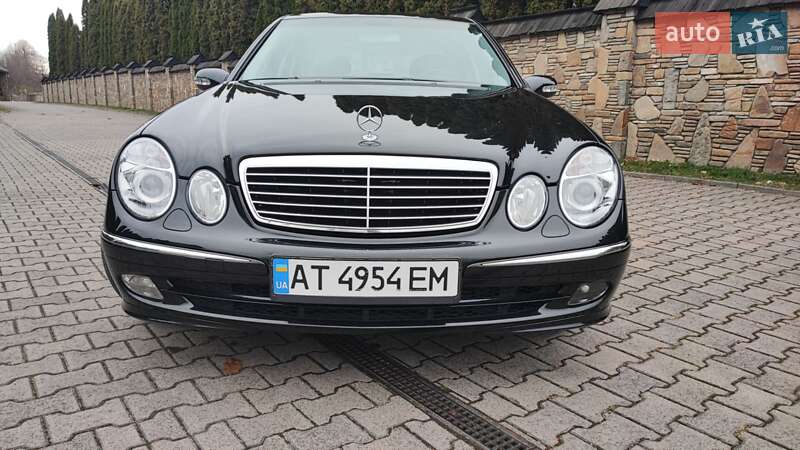 Седан Mercedes-Benz E-Class 2004 в Івано-Франківську