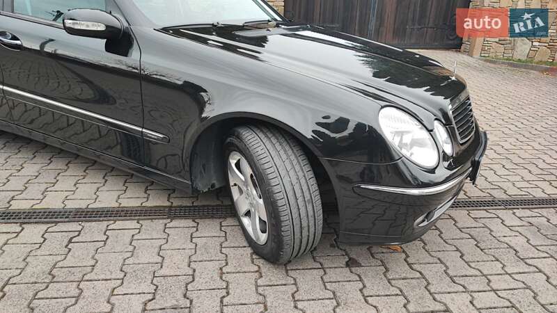 Седан Mercedes-Benz E-Class 2004 в Івано-Франківську