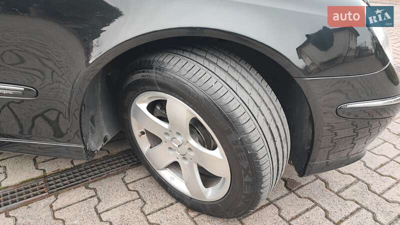 Седан Mercedes-Benz E-Class 2004 в Івано-Франківську