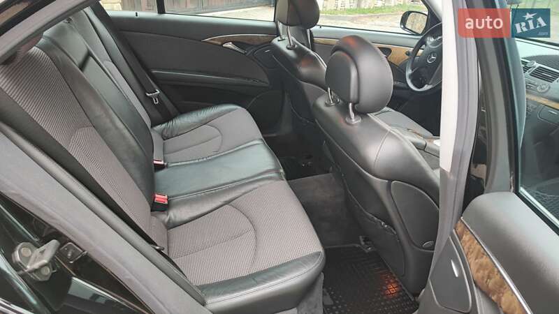 Седан Mercedes-Benz E-Class 2004 в Івано-Франківську
