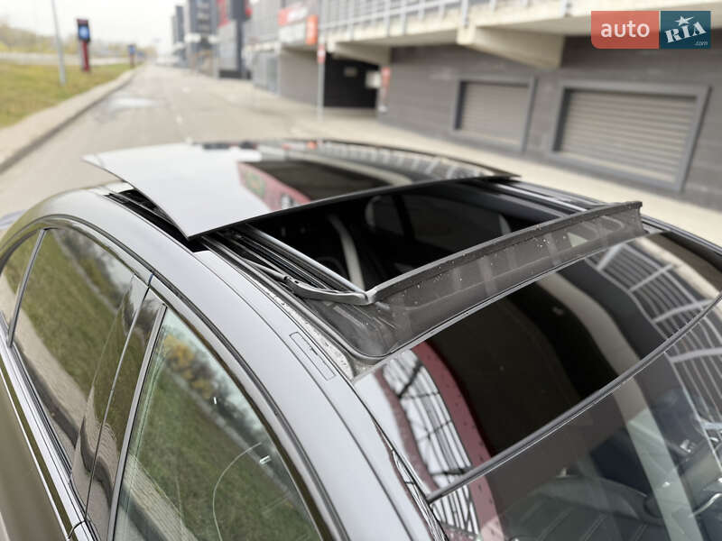 Седан Mercedes-Benz E-Class 2021 в Киеве