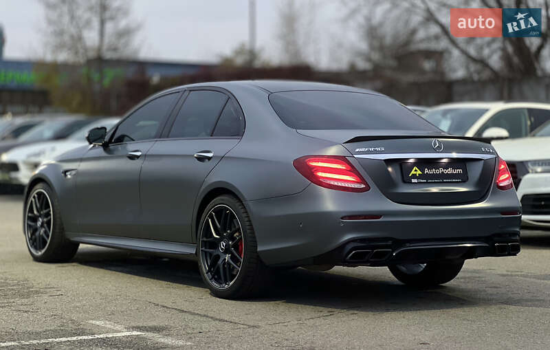 Седан Mercedes-Benz E-Class 2019 в Киеве