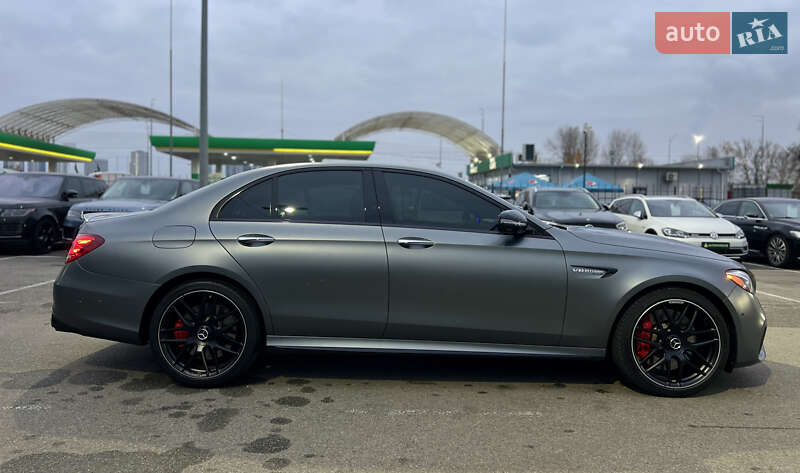 Седан Mercedes-Benz E-Class 2019 в Киеве