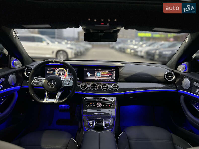 Седан Mercedes-Benz E-Class 2019 в Киеве