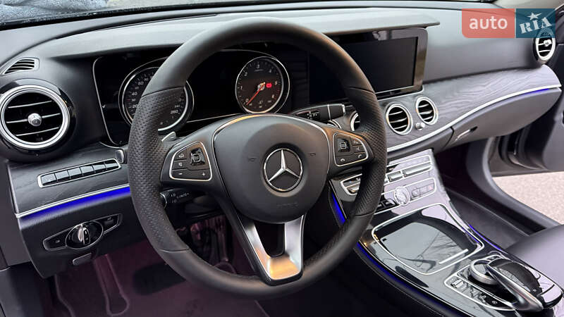 Седан Mercedes-Benz E-Class 2017 в Киеве фото 20 Седан Mercedes-Benz E-Class 2017 в Киеве