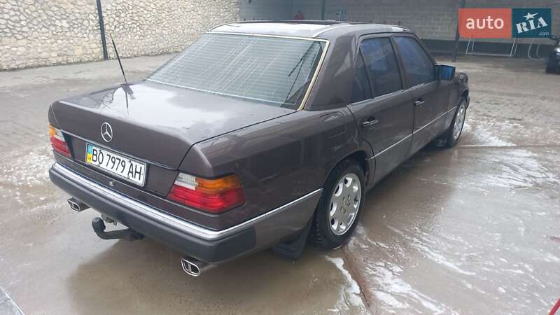 Седан Mercedes-Benz E-Class 1992 в Тернополі фото 2 Седан Mercedes-Benz E-Class 1992 в Тернополі