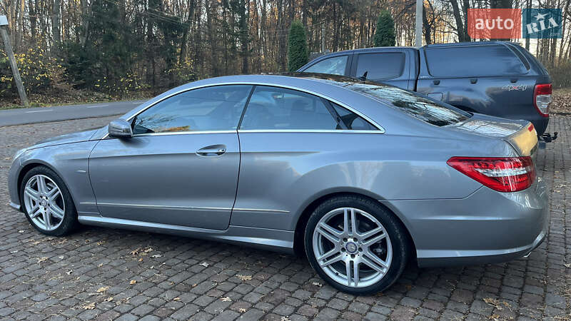 Купе Mercedes-Benz E-Class 2011 в Дрогобыче